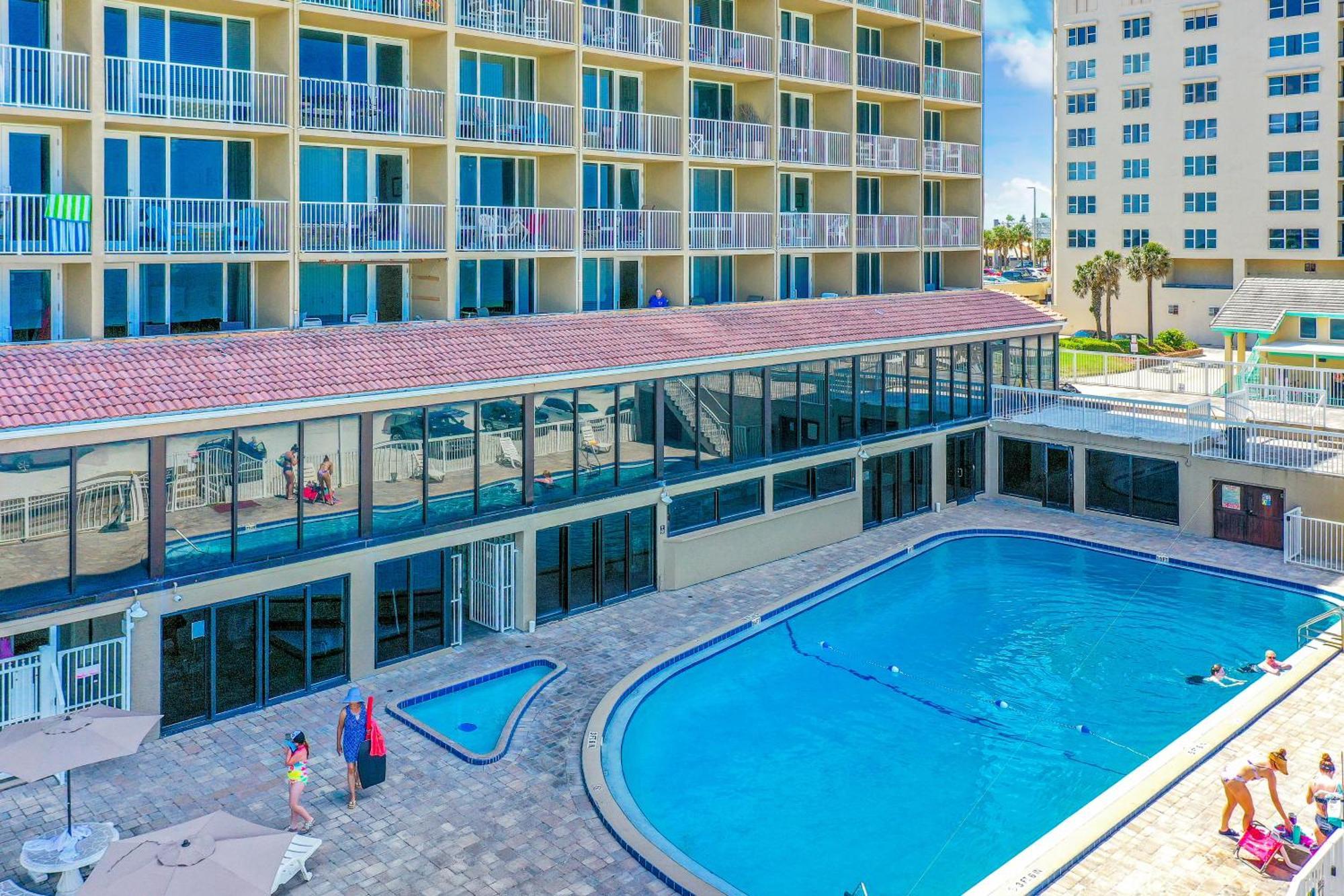 Sunshine & Oceanfront Serenity Daytona Beach Shores Room photo